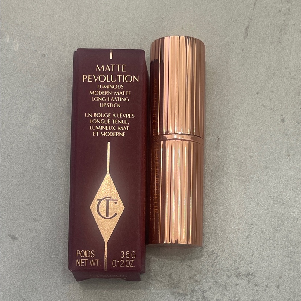Charlotte Tilbury Matte Revolution Lipstick - Walk Of No Shame